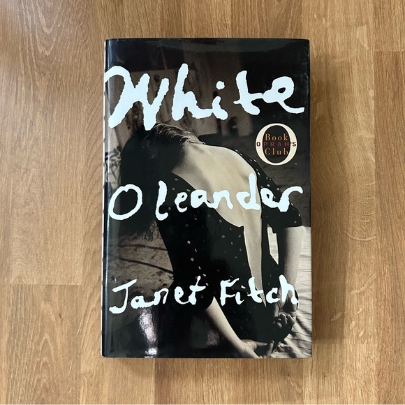 White Oleander by Janet Fitch - Picture 1 of 1